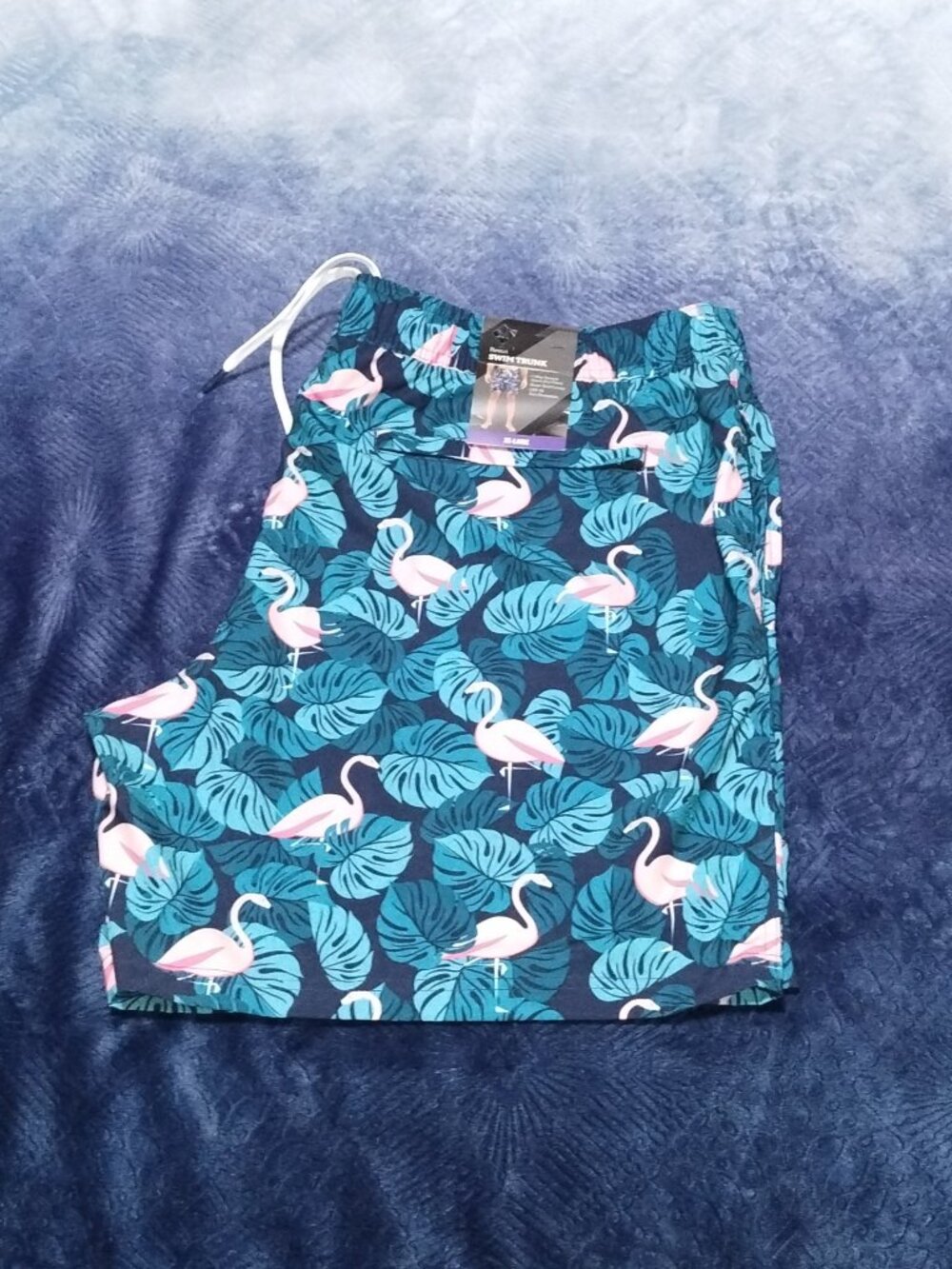 Men's Pink Flamingo Swim Trunks Size XX-Large. NWT.